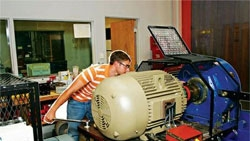 Powerelectronics 714 Motor Gets Aligned 0