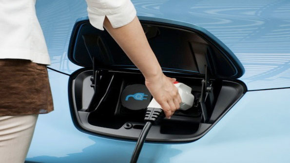 Powerelectronics 3009 111814nissanleafpromo