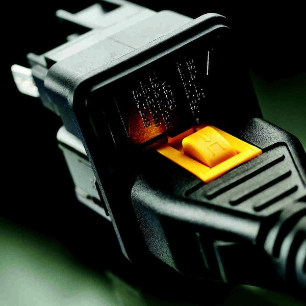 Powerelectronics 2177 022414schurter