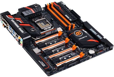 7. The GigabyteGA-Z170X-SOC FORCE has G1/4 thread fittings on the support heat sinks that allow them to be tied into a system liquid cooling system that can also include the processor, GPU(s), and memory.