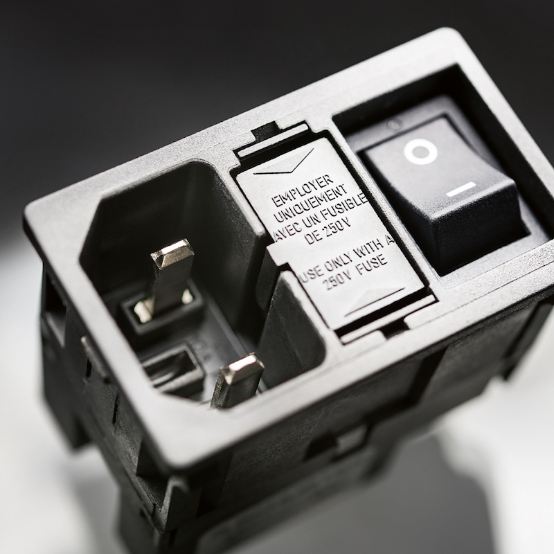 Powerelectronics 4045 1461915200 Apr16 Rut Schurter Kmf Copy