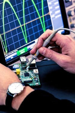 1. Oscilloscopes are fundamental electrical test tools. 1. Oscilloscopes are fundamental electrical test tools.