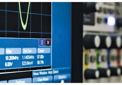 6. The standard deviation of a signal after 58,000 measurements on an InfiniiVision 6000 X-Series oscilloscope. 6. The standard deviation of a signal after 58,000 measurements on an InfiniiVision 6000 X-Series oscilloscope.