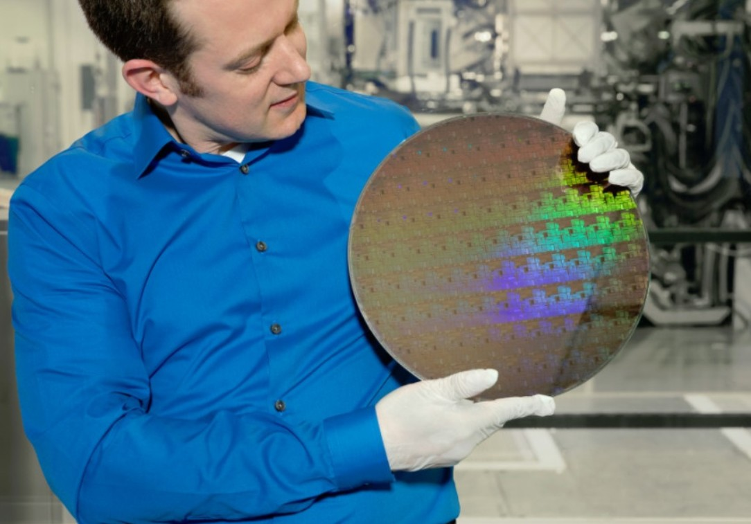 Powerelectronics 5631 Litho 1 1