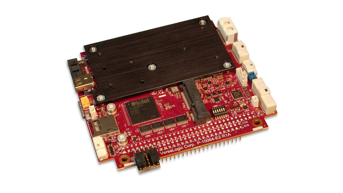 电子设计124441 060301 Versalogic Baycat