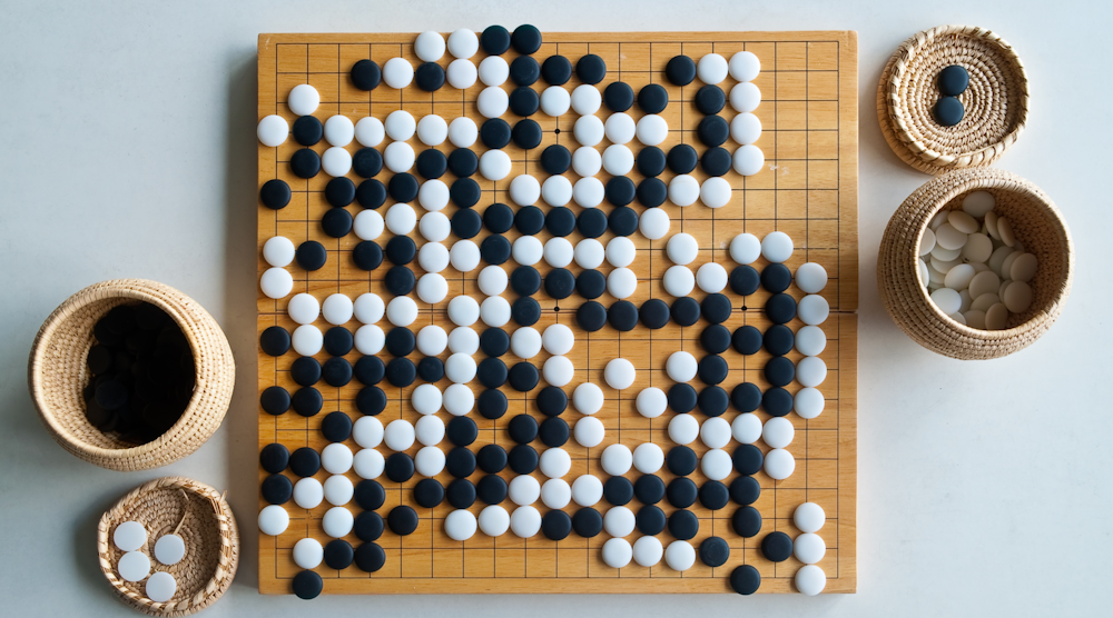 The program, also known as AlphaGo, defeated European champion Fan Hui in five straight games of Go, one of the hardest tests for artificial intelligence research. (Image courtesy of Thinkstock). 该计划也被称为Alphago,在连续五场GO中击败了欧洲冠军粉丝HUI,这是人工智能研究最困难的测试之一。(图像由ThinkStock提供)。