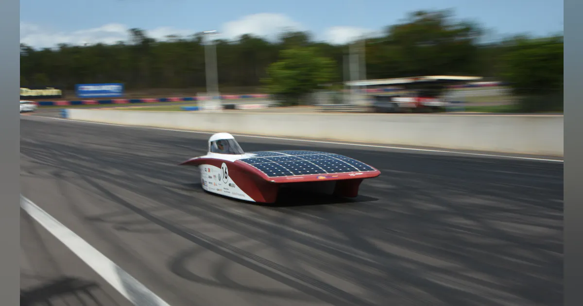 Gallery: 9 Solar-Powered Vehicles from the 2015 World Solar Challenge ...