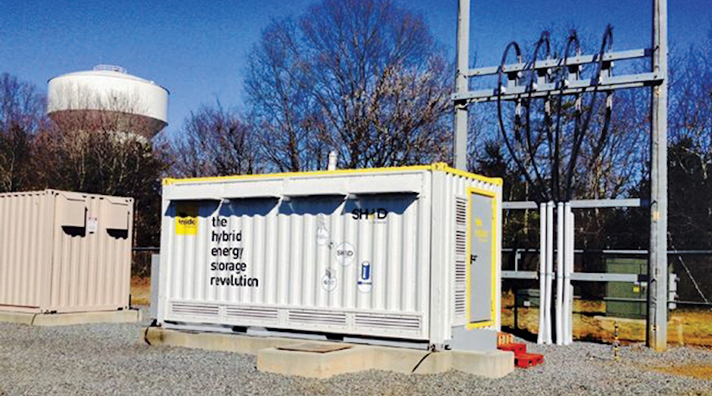 This hybrid battery-supercapacitor energy storage system was deployed at a distribution substation in Gaston County, N.C. (Courtesy of Duke Energy) 这种混合电池-超级电容器储能系统部署在北卡罗来纳州加斯顿县的一个配电所(由杜克能源公司提供)