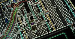 Microcontroller Efficiently Converts Sensor Voltage to Current Loop Microcontroller Efficiently Converts Sensor Voltage to Current Loop