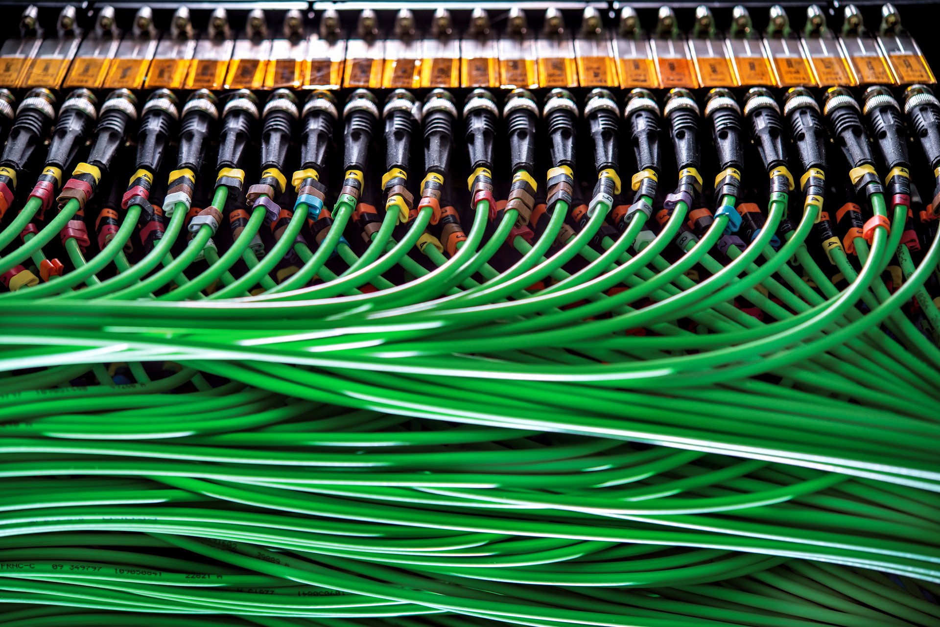 Green_Server_Cables