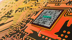 DACs Overcome Signal-Source Hurdles in Quantum Research