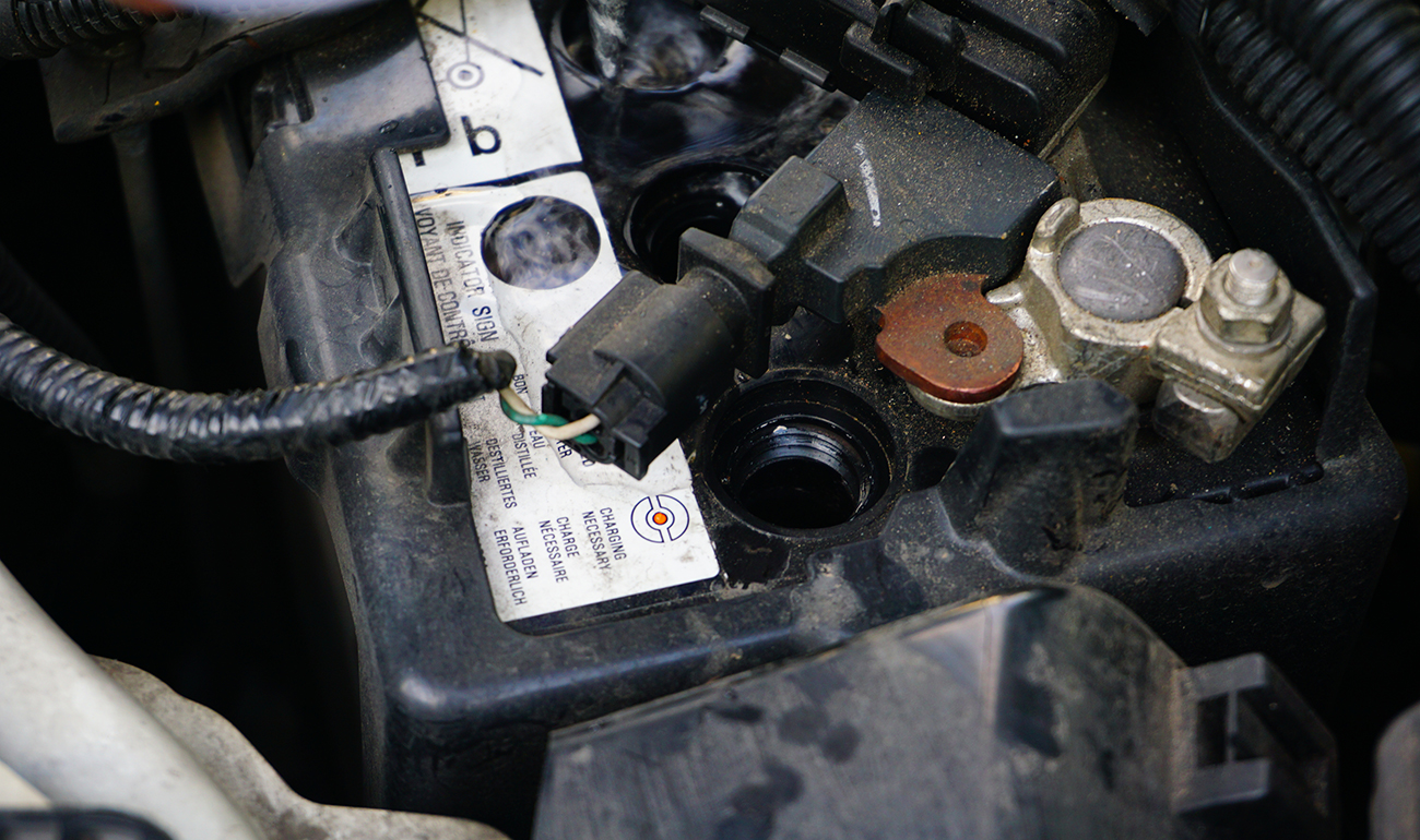 DC Regulators Address Auto Battery&rsquo;s Unique Challenges