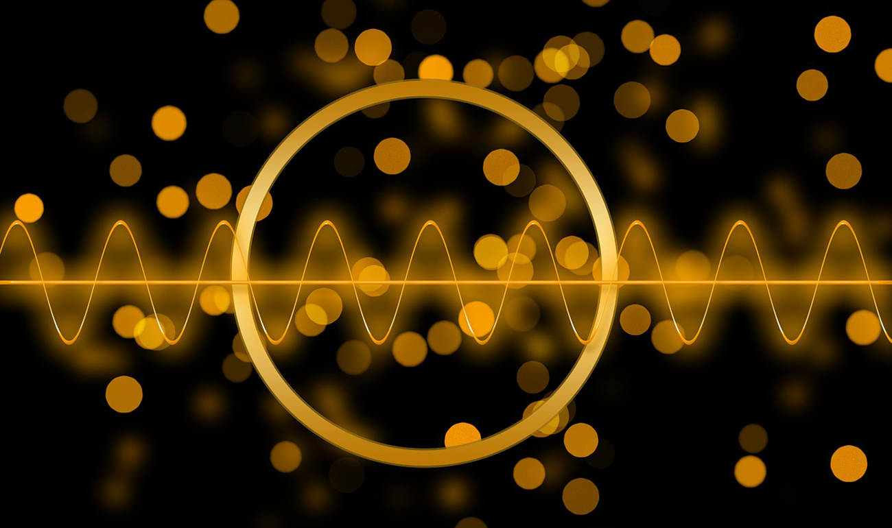 Mysterious Wireless Band Fits IoT Apps