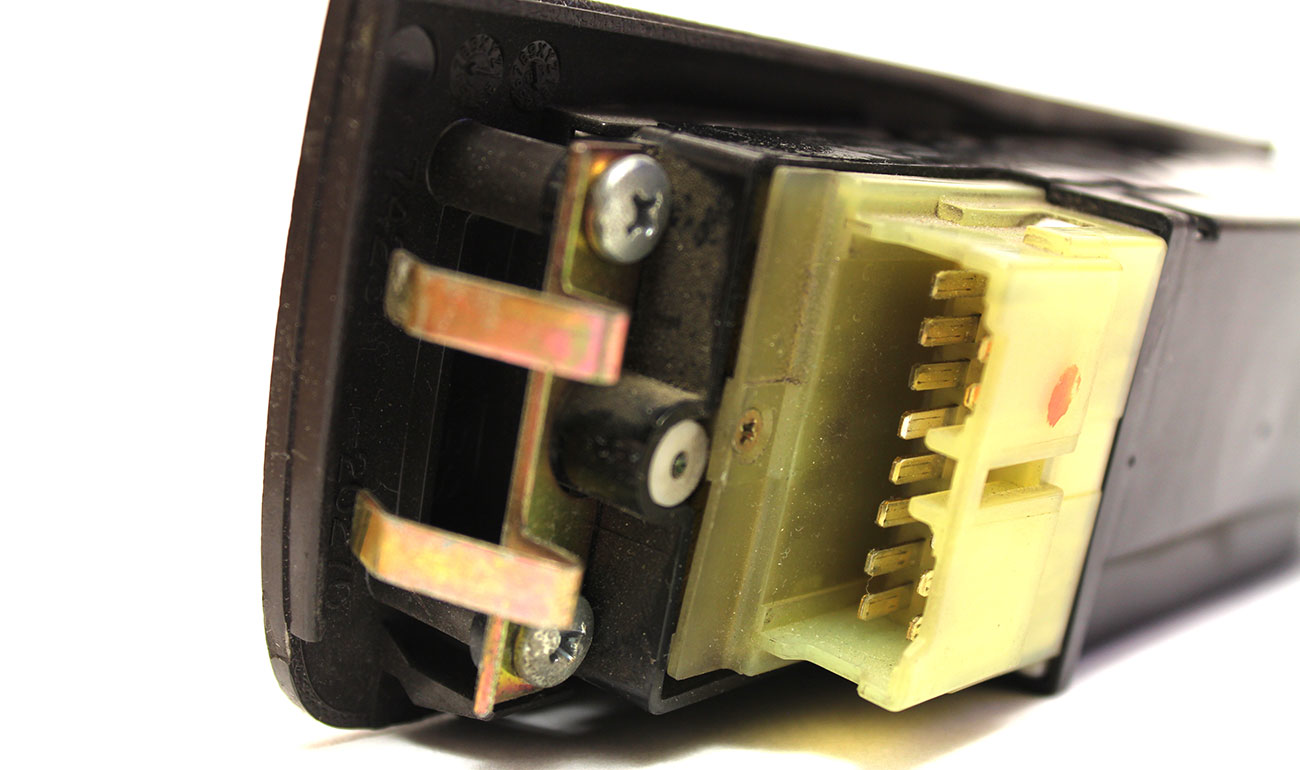 电子设计23358 Maxim Ecus Promo