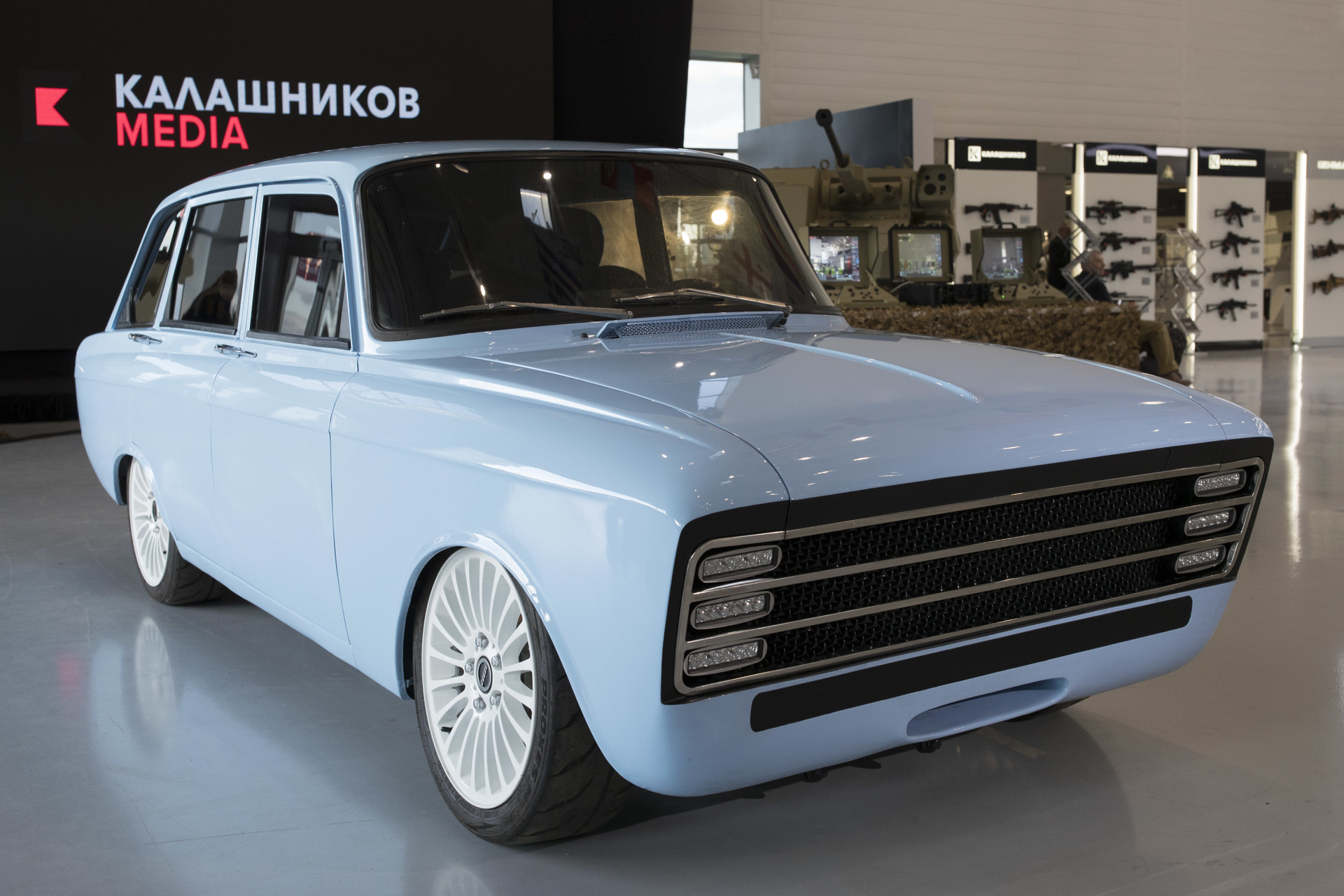 Kalashnikov's CV-1 Electric Car