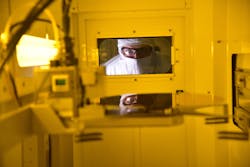 Intel_Manufacturing_Wafer_Promo Intel_Manufacturing_Wafer_Promo