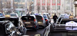 Oslo to Install Wireless Fast-Charging System for Taxis Oslo to Install Wireless Fast-Charging System for Taxis