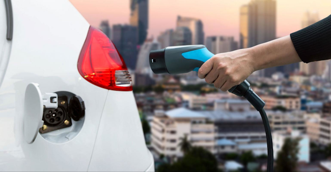 Simplify Isolated CAN, Power Interfaces for HEV 48-V Systems