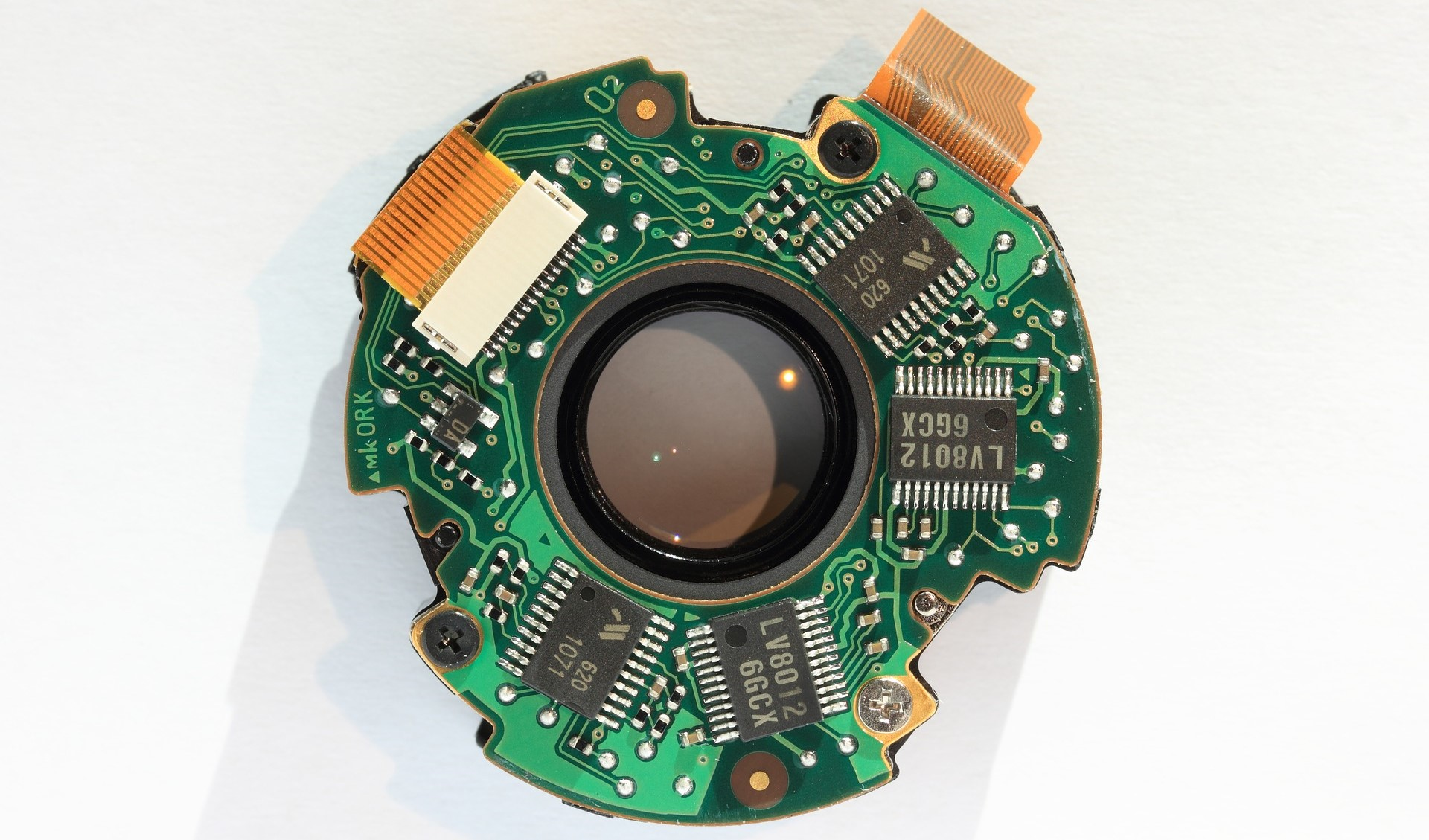 Canon 1891679 1920 5d0ba150e133c