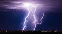 lightning-1060120946.jpg lightning-1060120946.jpg