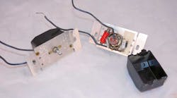 Figure-promo_Dimmer-switch.jpg Figure-promo_Dimmer-switch.jpg