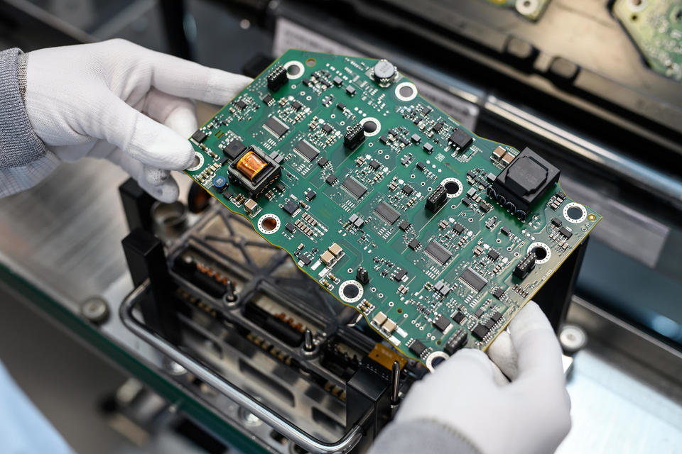 Power Electronics Production At Continental Powertrain In Nuremberg Data 1 5ed691bbaa02d