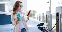 Woman Charging Electric Car 1540x800 5f45320b83114 Woman Charging Electric Car 1540x800 5f45320b83114