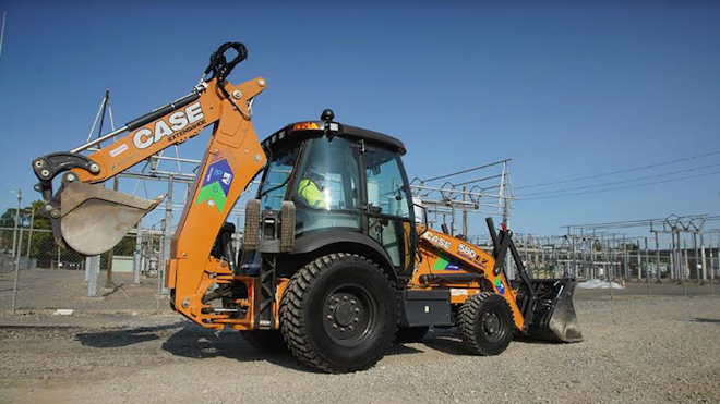 210309 News Mod Case Electric Backhoe 3 Promo