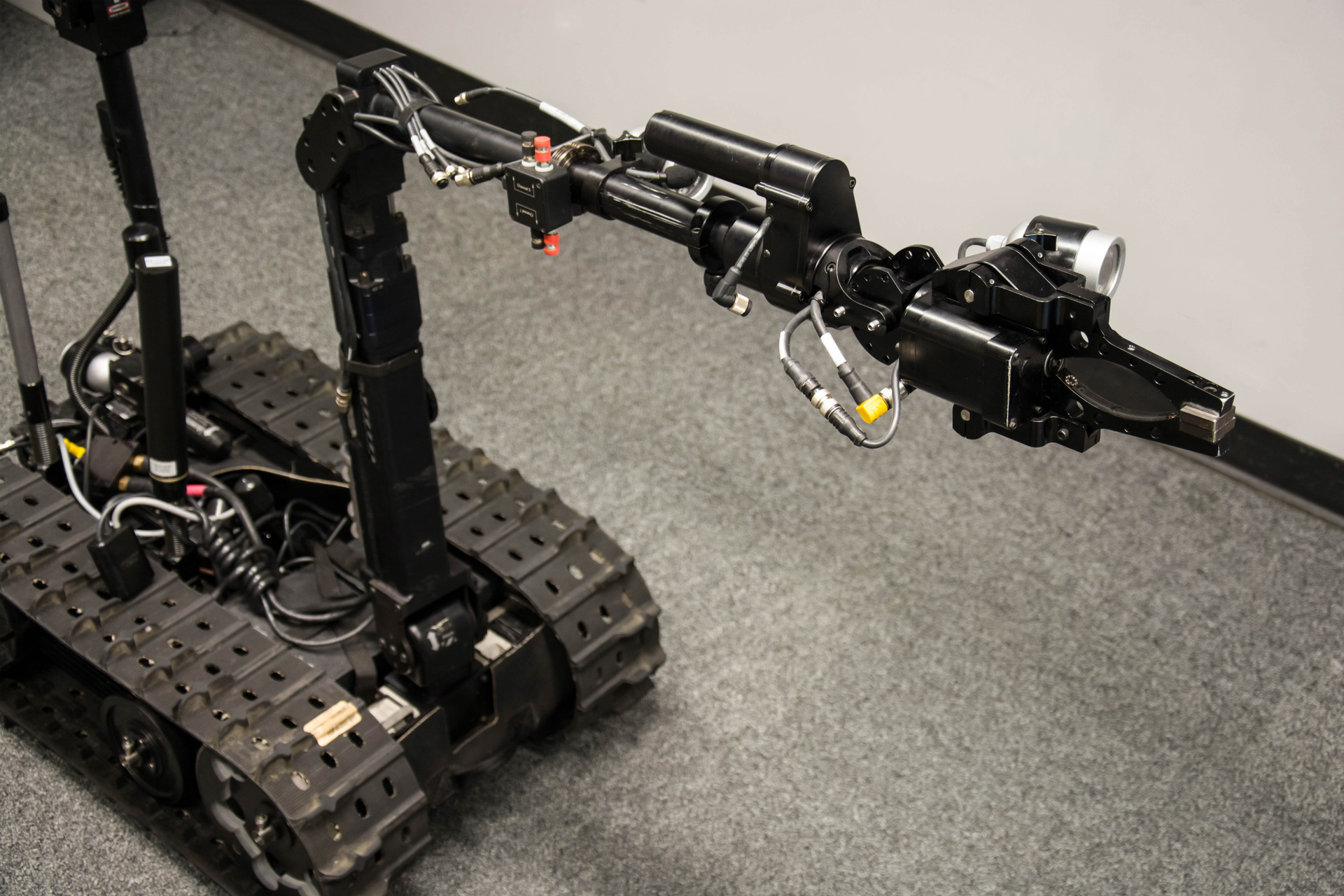 Vicor案例研究束缚机器人Xlarge