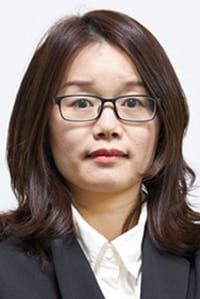 Headshot Linda Liu Headshot Linda Liu