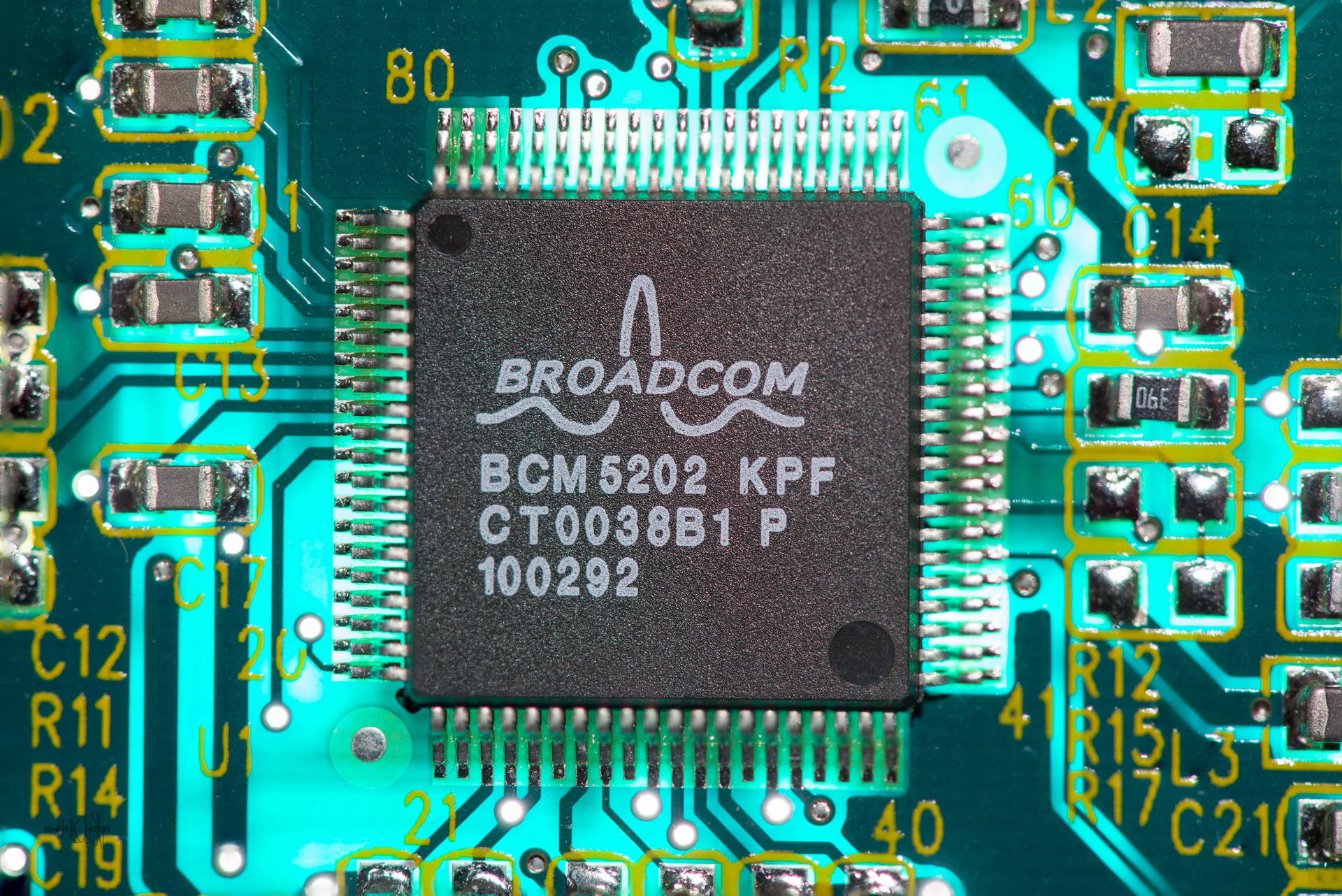 Broadcom CEO Tightens Strings On Supply Amid Global Chip Scramble ...