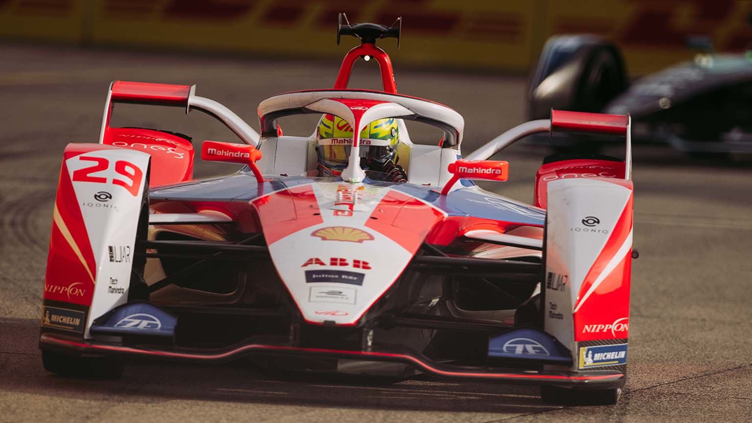 Mahindra电池促销网页