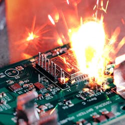 6. The burn-in test helps evaluate the performance of PCBs under peak loads. 6. The burn-in test helps evaluate the performance of PCBs under peak loads.