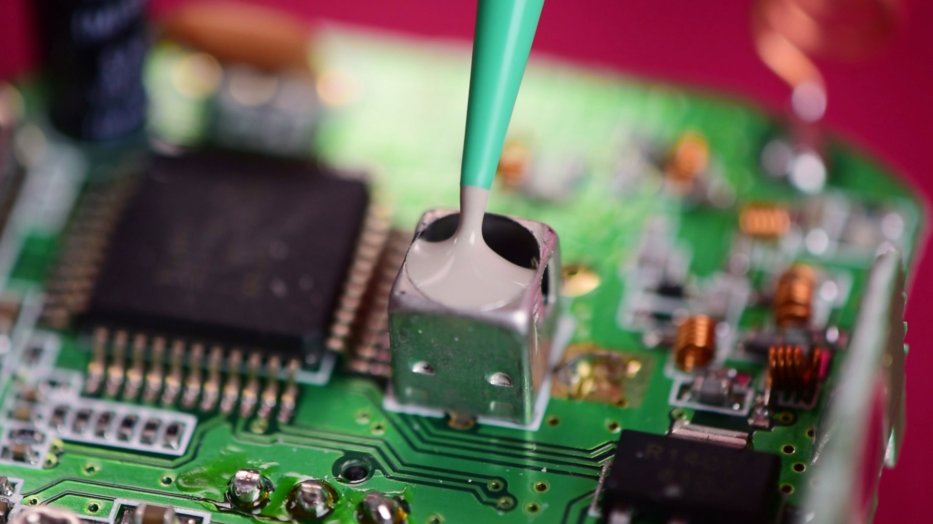 Master Bond Ep4 En 80