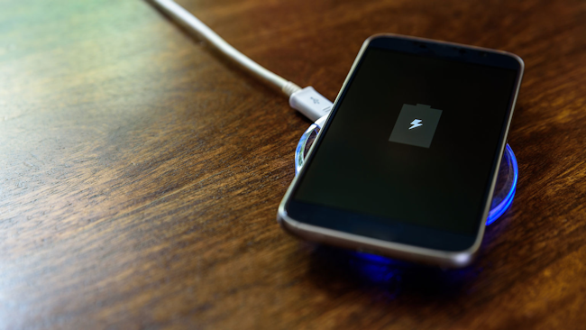 Phone Charging Istock Photo 811036762 62b9c9047ed55