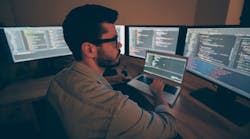 Programmer Roman Samborskyi Dreamstime L 161967117 程序员罗马Samborskyi Dreamstime L 161967117