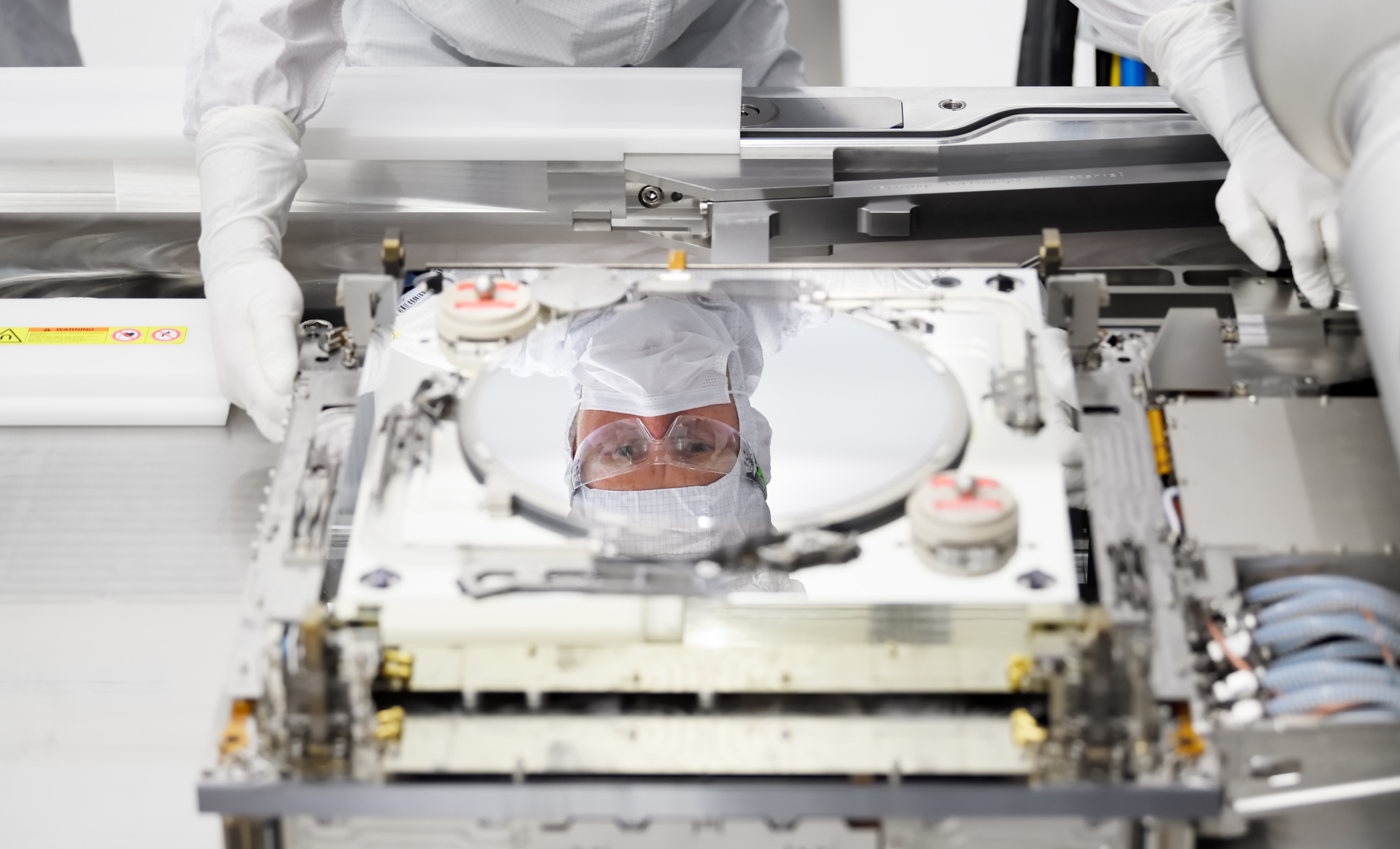 Asml Cleanroom Euv Wafer Stage Training April2019 14 62d9bdc9ecc21