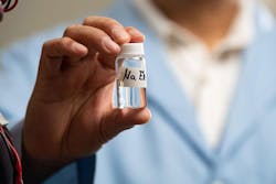 As a battery goes through repeated cycles of charging and discharging, it loses its ability to hold a charge. A new sodium-ion battery technology developed at Pacific Northwest National Laboratory holds its charge for longer than previously described sodium-ion batteries. (Credit: Sara Levine | Pacific Northwest National Laboratory) As a battery goes through repeated cycles of charging and discharging, it loses its ability to hold a charge. A new sodium-ion battery technology developed at Pacific Northwest National Laboratory holds its charge for longer than previously described sodium-ion batteries. (Credit: Sara Levine | Pacific Northwest National Laboratory)