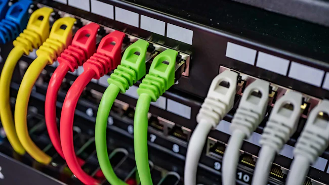 Cables Ethernet Dreamstime Andrey Armyagov 143484715 632df7d2e9068