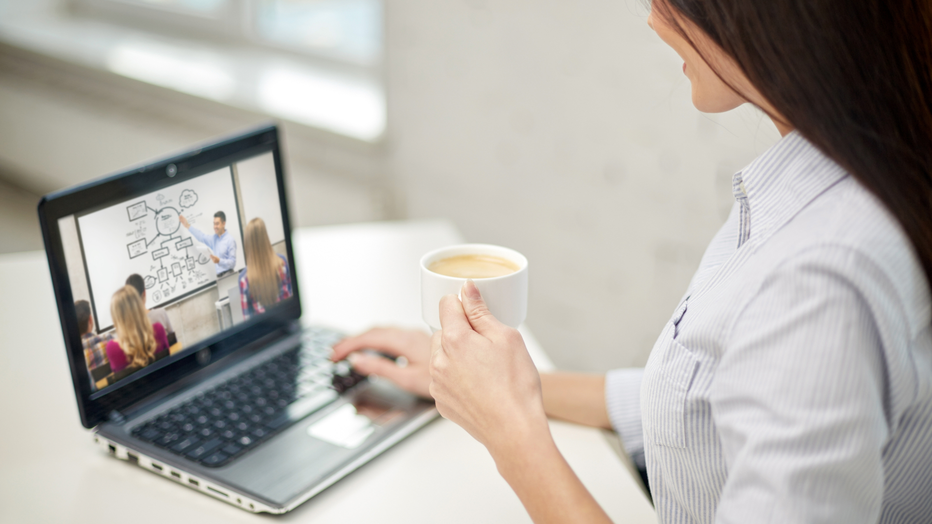 Webinar Promo Syda Productions Dreamstime Xxl 133014374