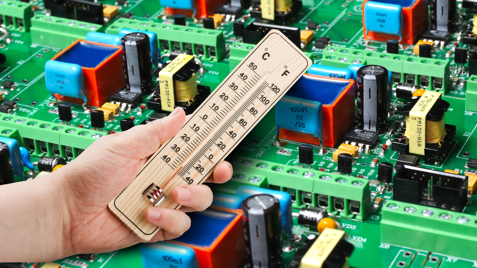 Pcb Dreamstime Yuriy Nedopekin 162481374 Promo