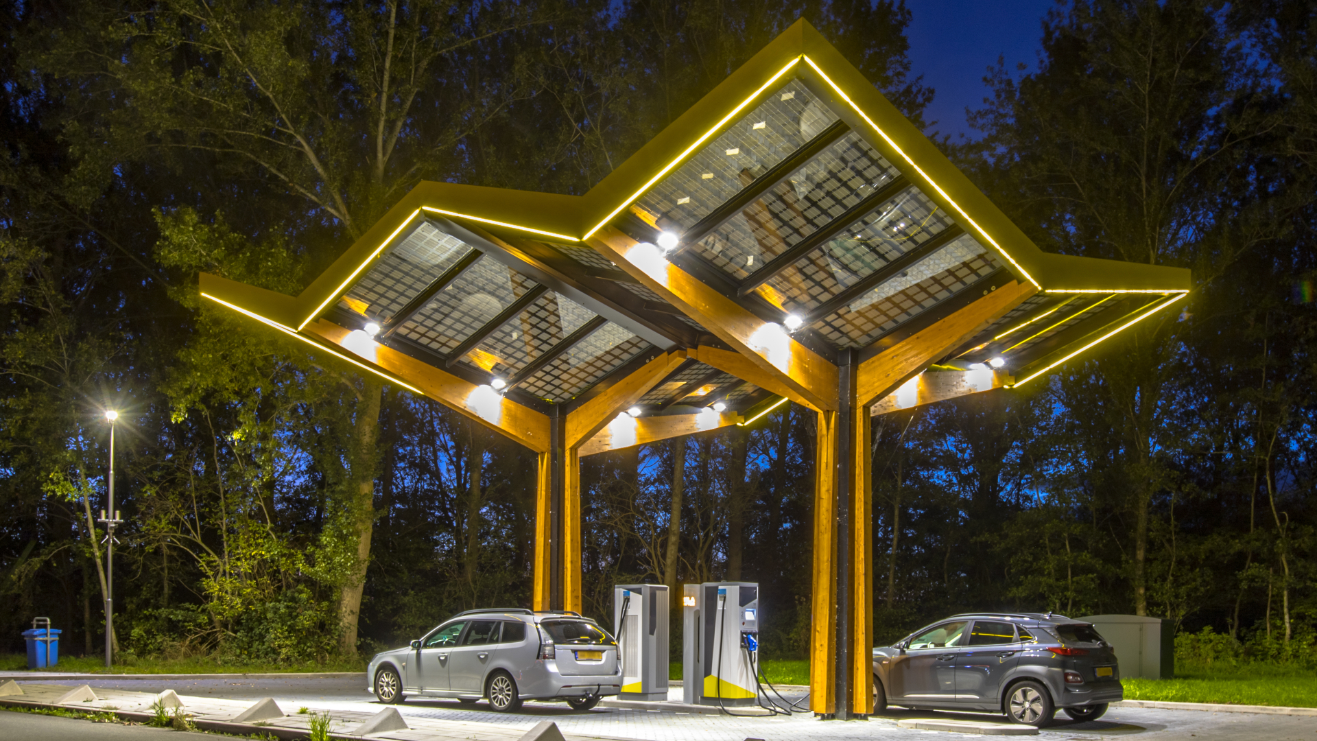 Rudmer Zwerver Dreamstime Xxl 191505840