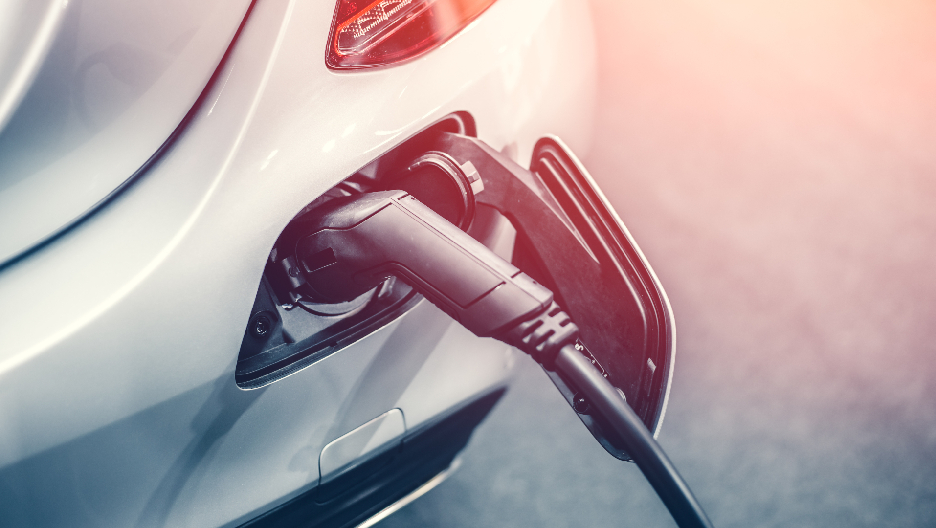 Korn Vitthayanukarun Dreamstime Ev Charger