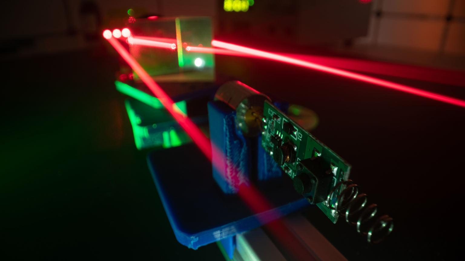 Laser Dreamstime Luchschen 187450909 6400e73f38b7a