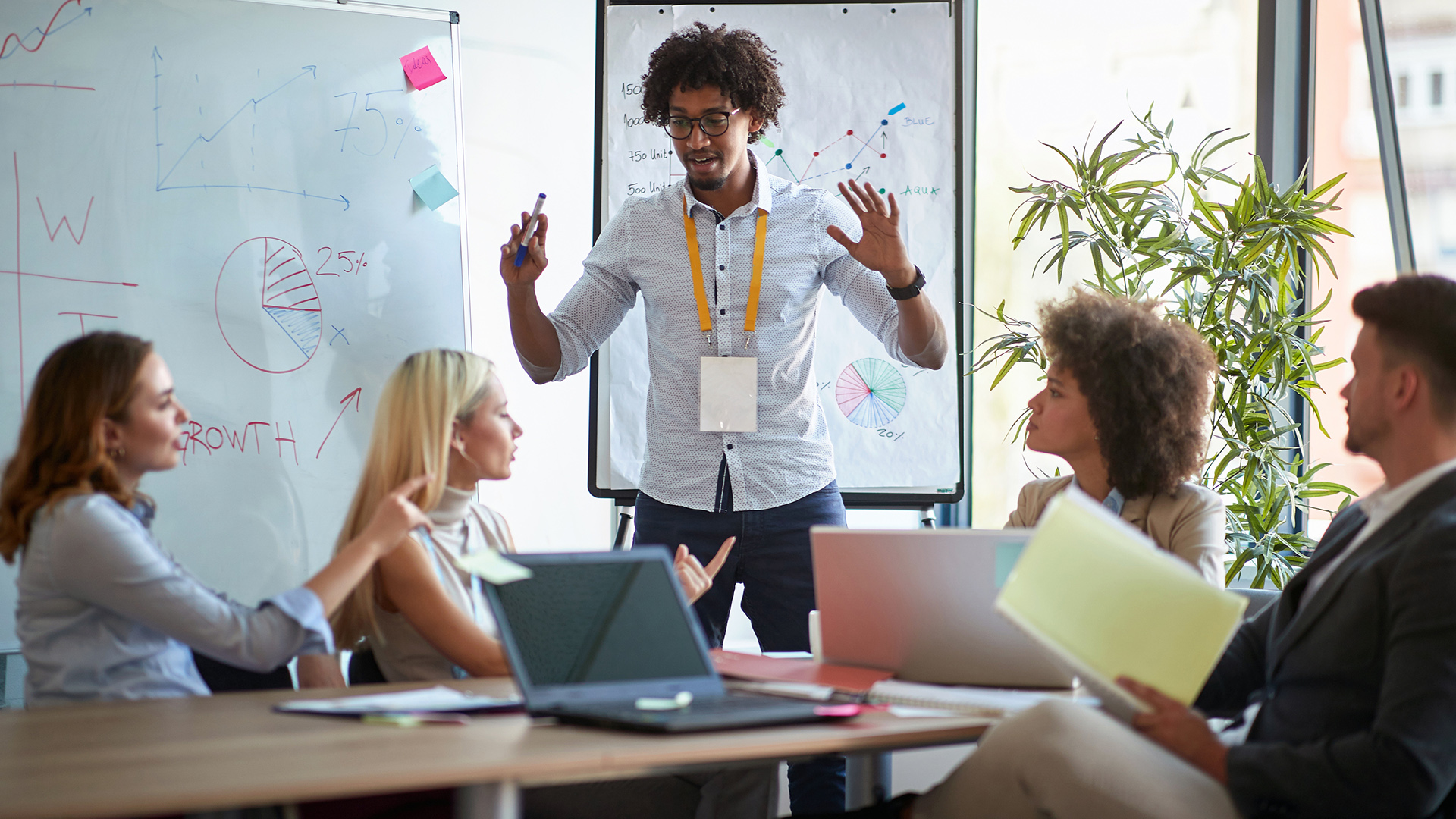 Promo Dreamstime L 175636088