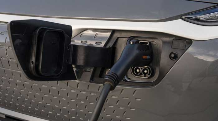 1. The Combined Charging System (CCS) interface supports both ac and dc connections.