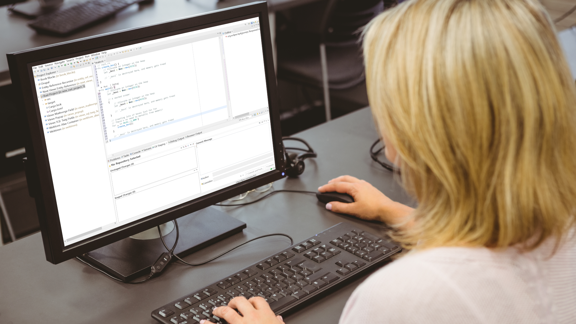 Lab Bench Promo Wavebreakmedia Dreamstime Xxl 48965570 64beca9721ef3