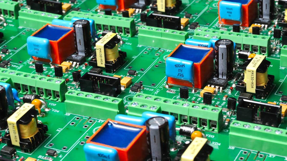 The Top Switching Converter Topologies for High Power Density