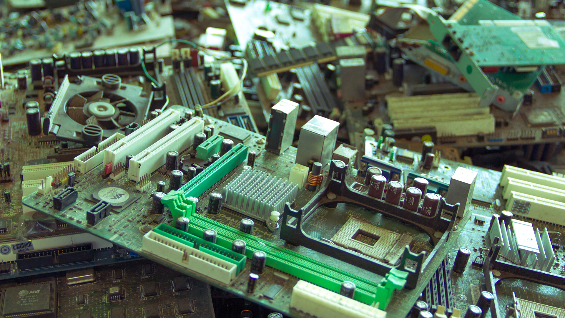 E Waste Dreamstime L 85313410 650095ec8a481