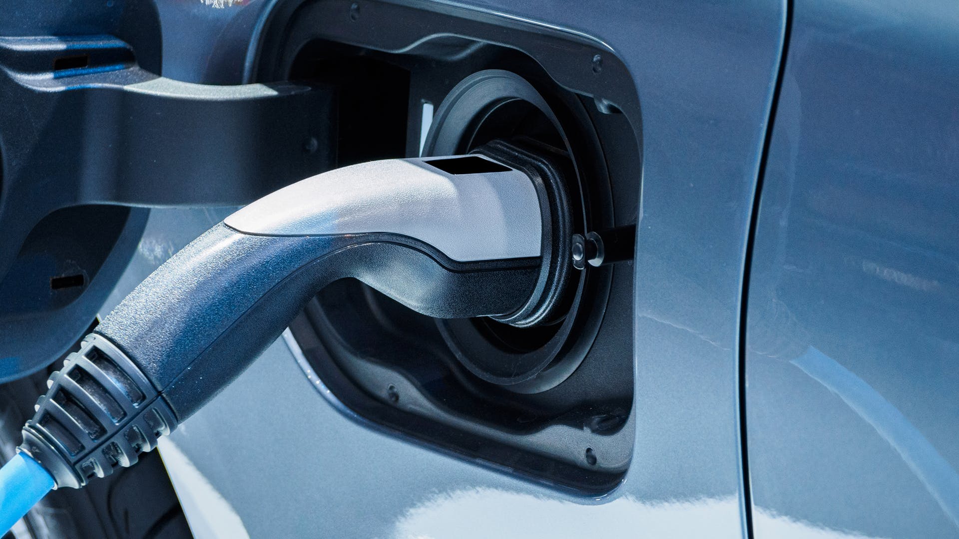 6553ce2934aaf6001edd5fa1 Evcharging Dreamstime L 116265799